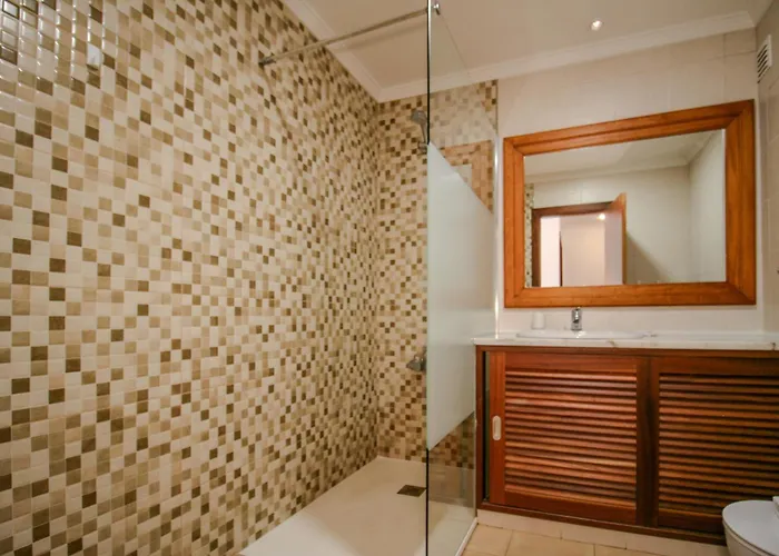 Flh Salgados Balcony Flat 아파트